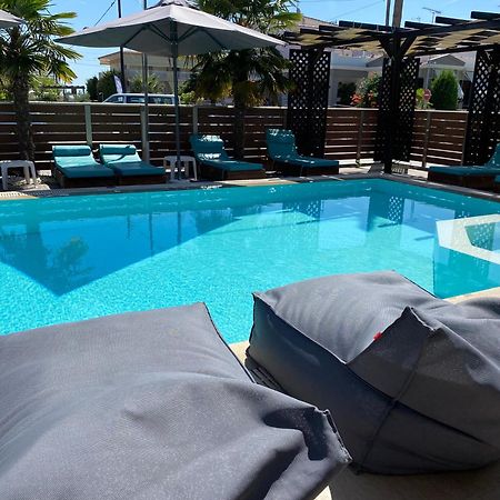Sea Pearl Luxury Apartments Vrasná Buitenkant foto