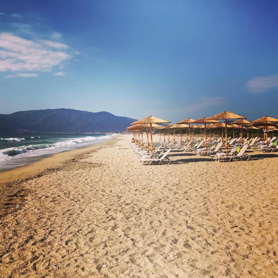 Sea Pearl Luxury Apartments Vrasná Buitenkant foto