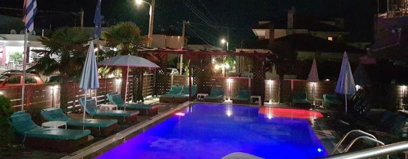 Sea Pearl Luxury Apartments Vrasná Buitenkant foto