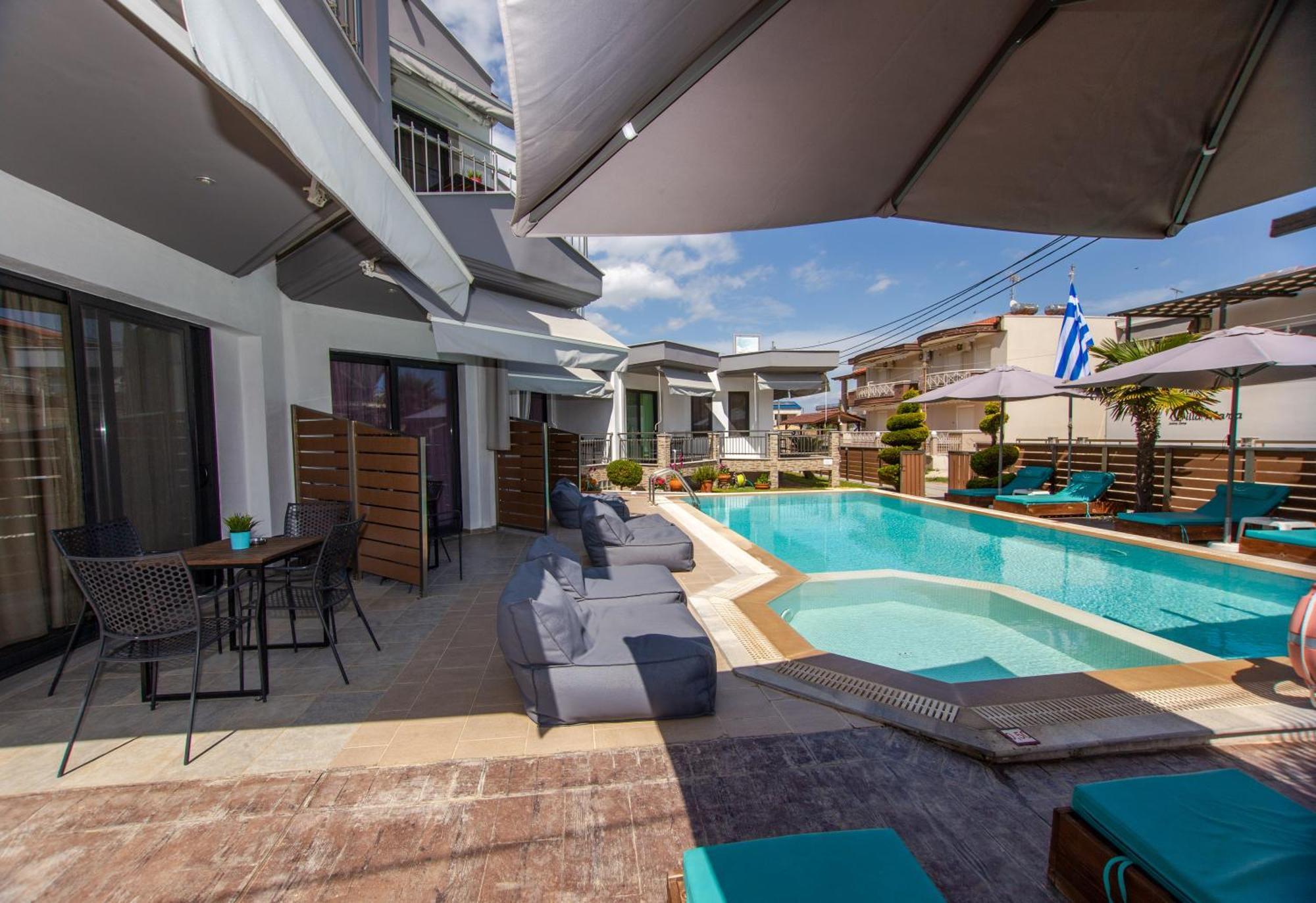 Sea Pearl Luxury Apartments Vrasná Buitenkant foto