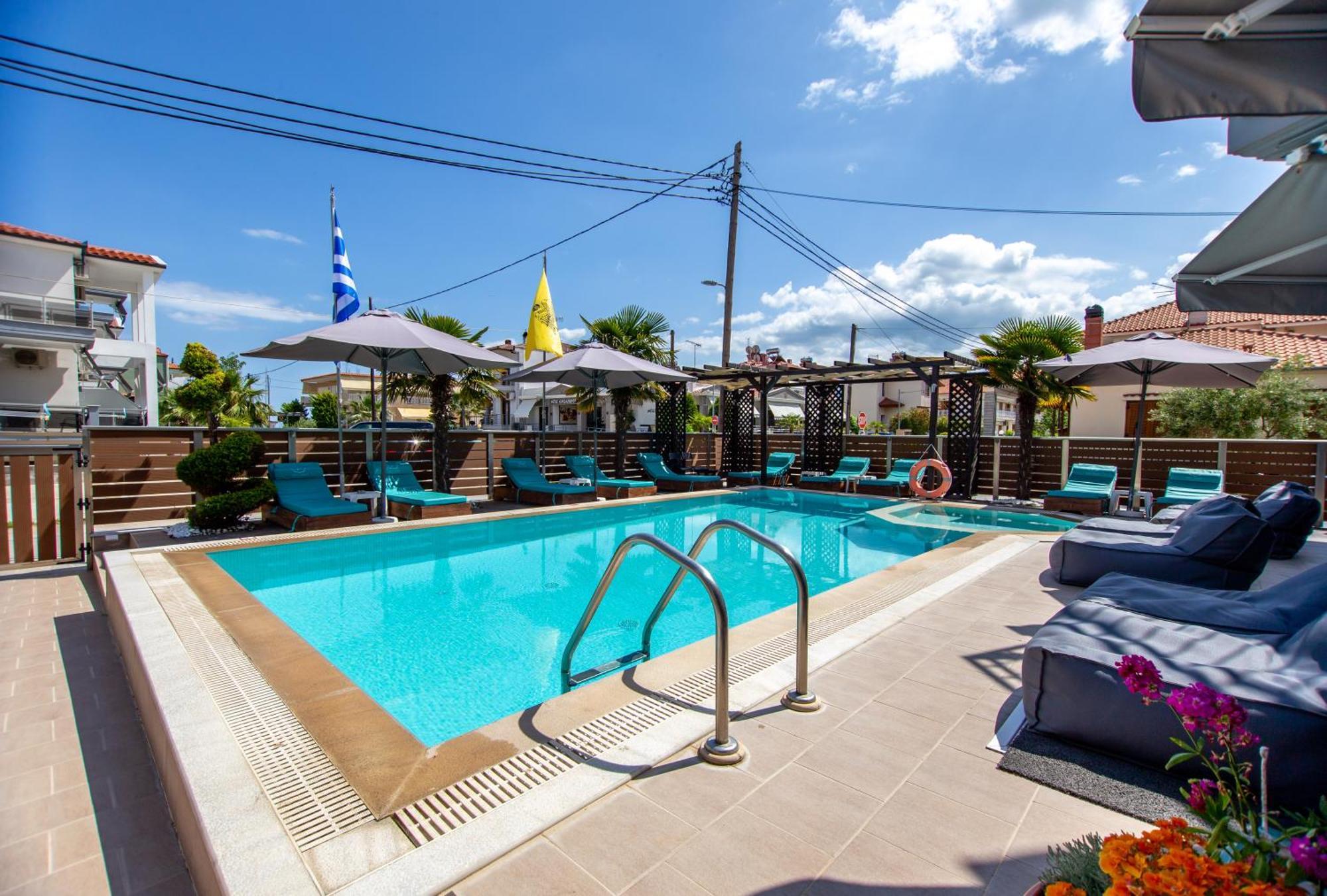 Sea Pearl Luxury Apartments Vrasná Buitenkant foto