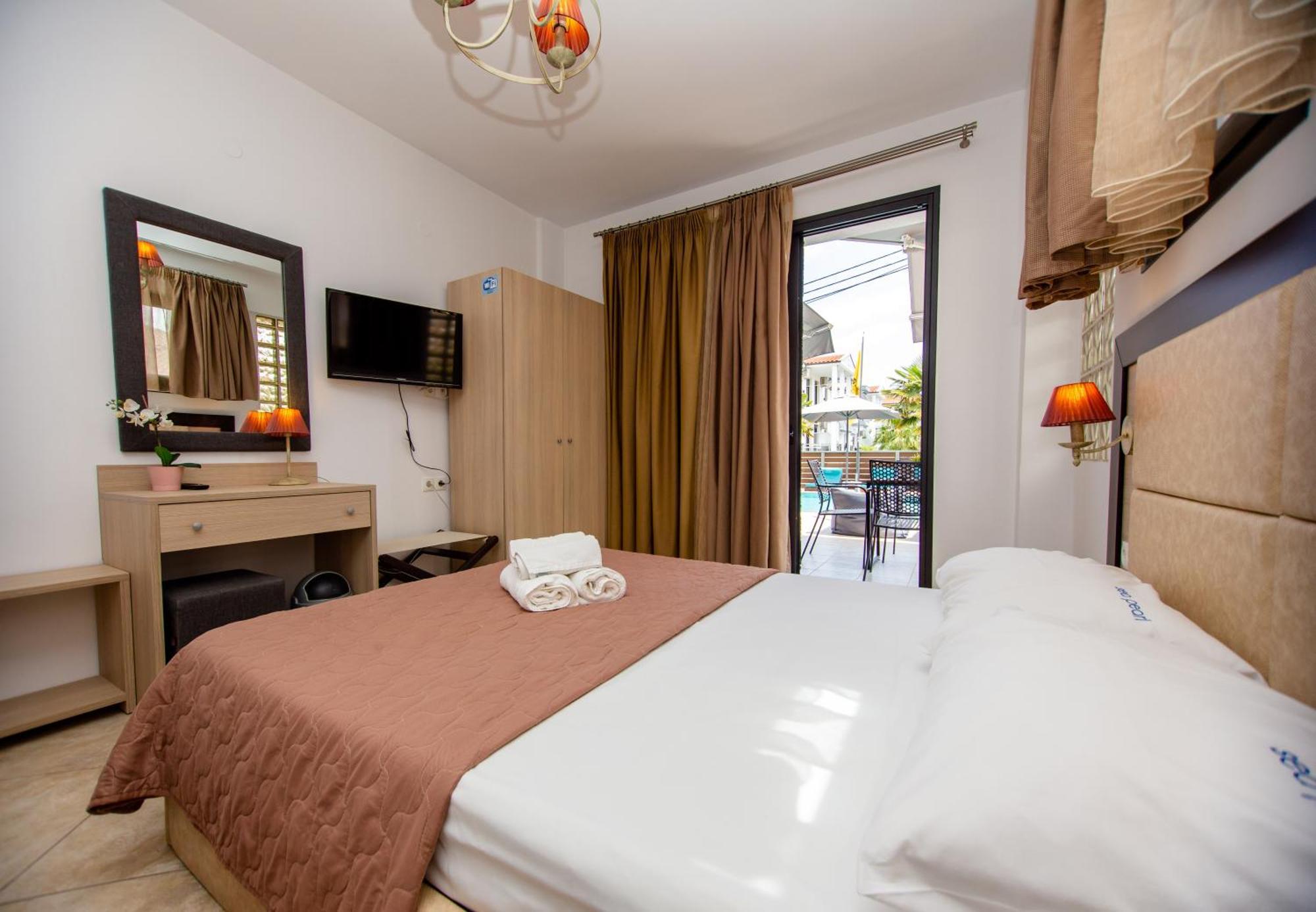 Sea Pearl Luxury Apartments Vrasná Buitenkant foto