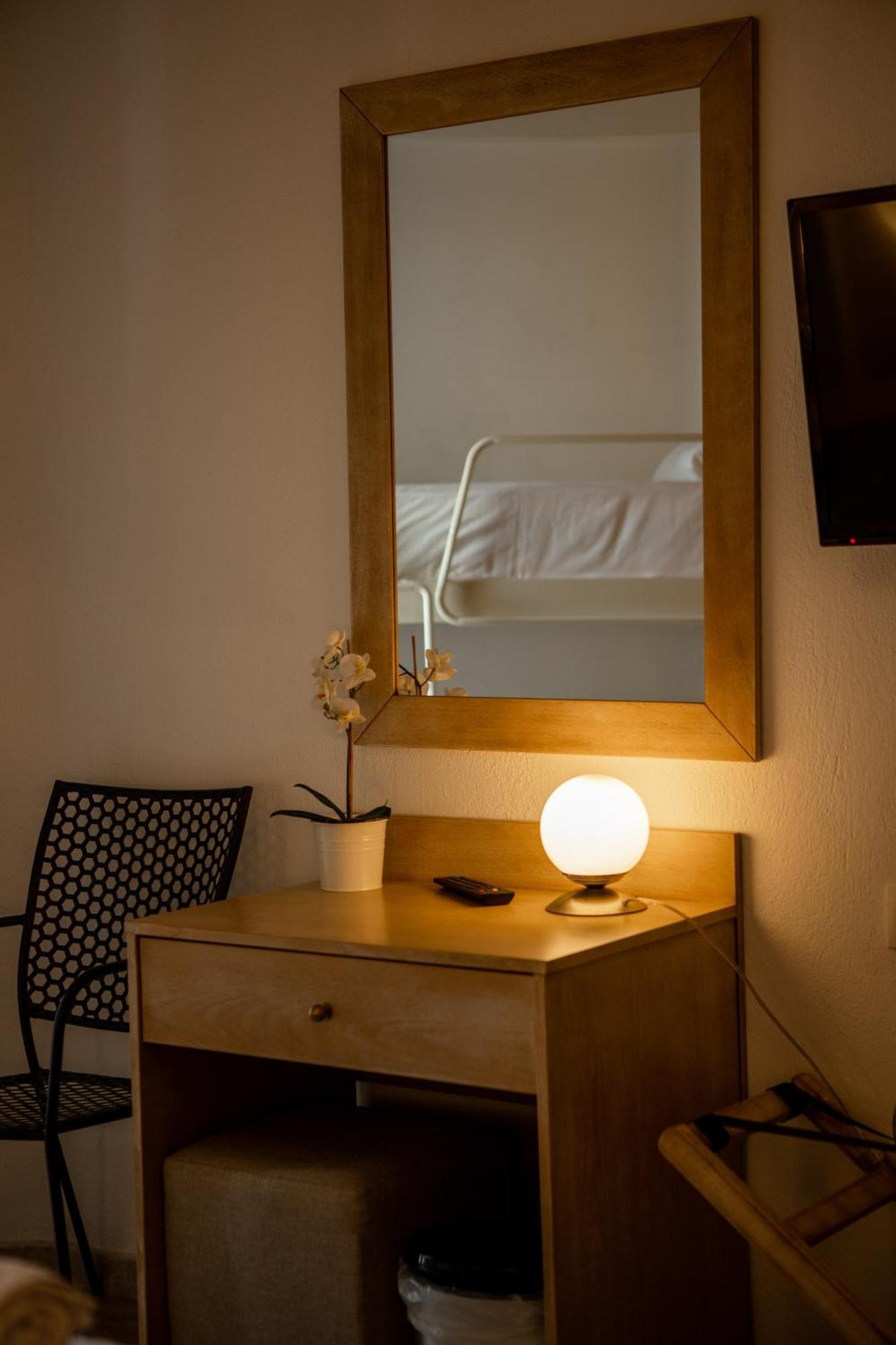 Sea Pearl Luxury Apartments Vrasná Buitenkant foto